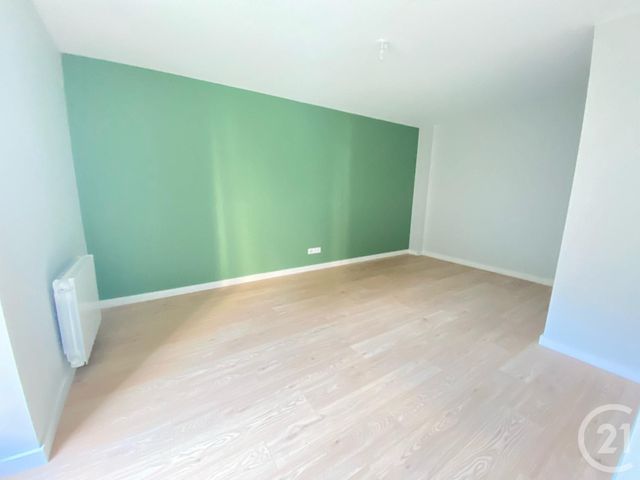 Appartement à louer - 2 pièces - 48.0 m2 - ST ETIENNE - 42 - RHONE-ALPES - Century 21 Seux Immobilier