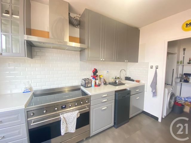 Appartement T3 à louer - 3 pièces - 72.0 m2 - ST ETIENNE - 42 - RHONE-ALPES - Century 21 Seux Immobilier