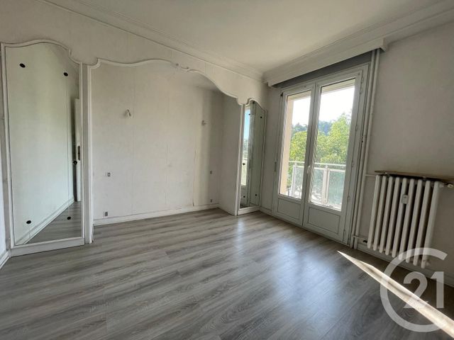 Appartement T5 à vendre - 5 pièces - 87.36 m2 - ST ETIENNE - 42 - RHONE-ALPES - Century 21 Seux Immobilier