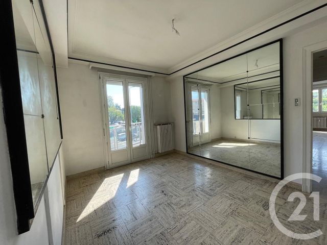 Appartement T5 à vendre - 5 pièces - 87.36 m2 - ST ETIENNE - 42 - RHONE-ALPES - Century 21 Seux Immobilier