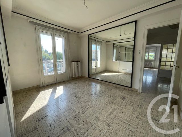 Appartement T5 à vendre - 5 pièces - 87.36 m2 - ST ETIENNE - 42 - RHONE-ALPES - Century 21 Seux Immobilier