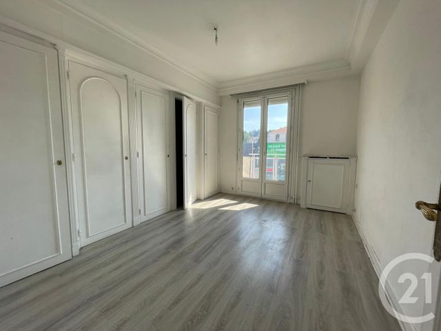 Appartement T5 à vendre - 5 pièces - 87.36 m2 - ST ETIENNE - 42 - RHONE-ALPES - Century 21 Seux Immobilier