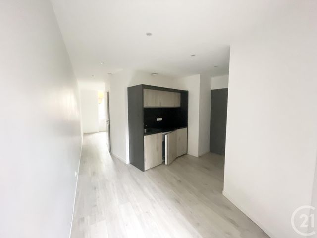 Appartement F1 à louer - 1 pièce - 22.4 m2 - ST ETIENNE - 42 - RHONE-ALPES - Century 21 Seux Immobilier