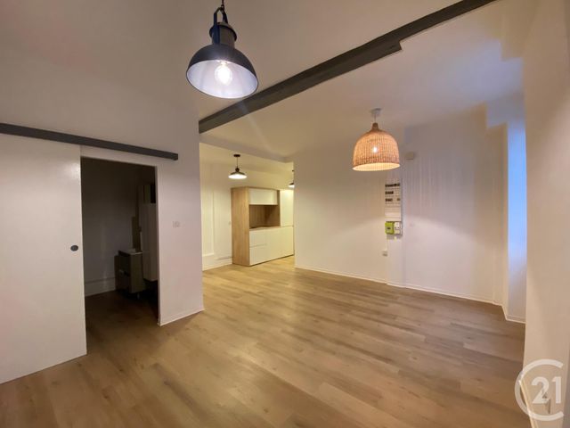 Appartement T2 à louer - 2 pièces - 34.0 m2 - ST ETIENNE - 42 - RHONE-ALPES - Century 21 Seux Immobilier