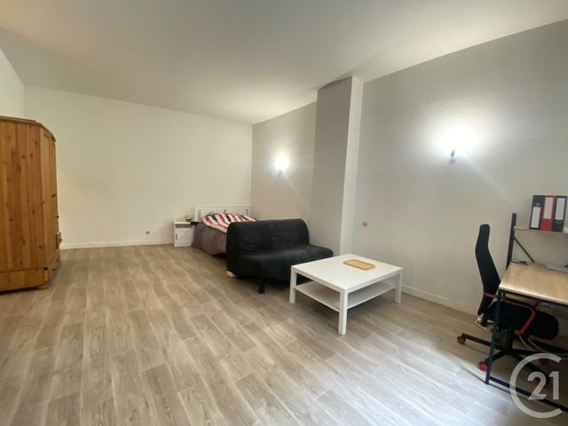 Appartement F1 à louer - 1 pièce - 36.2 m2 - ST ETIENNE - 42 - RHONE-ALPES - Century 21 Seux Immobilier