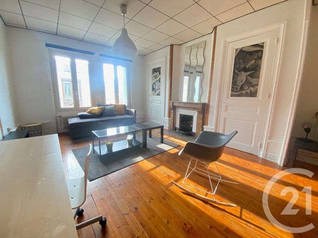Appartement F1 bis à louer - 2 pièces - 48.0 m2 - ST ETIENNE - 42 - RHONE-ALPES - Century 21 Seux Immobilier