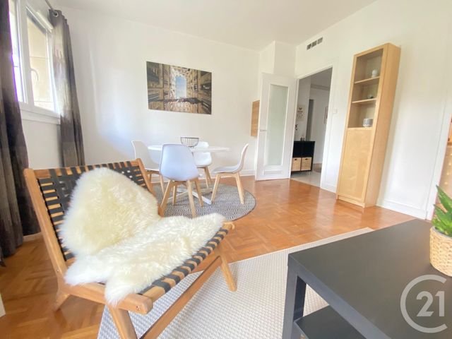 Appartement T2 à louer - 2 pièces - 51.9 m2 - ST ETIENNE - 42 - RHONE-ALPES - Century 21 Seux Immobilier