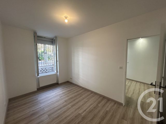Appartement T3 à louer - 3 pièces - 54.0 m2 - ST ETIENNE - 42 - RHONE-ALPES - Century 21 Seux Immobilier