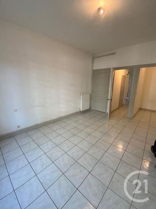 Appartement F2 à louer - 2 pièces - 46.4 m2 - ST ETIENNE - 42 - RHONE-ALPES - Century 21 Seux Immobilier