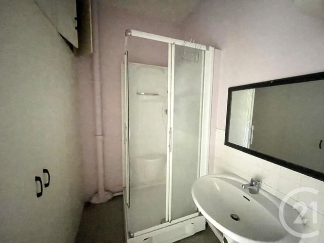 Appartement T2 à louer - 2 pièces - 66.36 m2 - ST ETIENNE - 42 - RHONE-ALPES - Century 21 Seux Immobilier