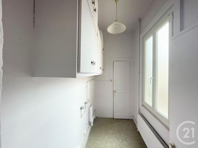 Appartement T2 à louer - 2 pièces - 66.36 m2 - ST ETIENNE - 42 - RHONE-ALPES - Century 21 Seux Immobilier