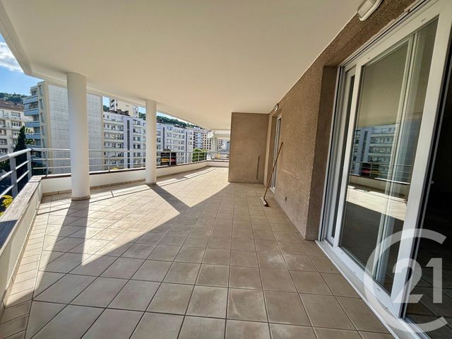 Appartement F4 à vendre - 5 pièces - 100.0 m2 - ST ETIENNE - 42 - RHONE-ALPES - Century 21 Seux Immobilier