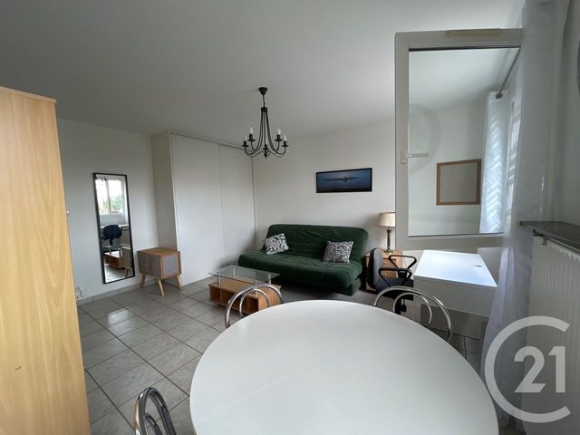 Appartement T1 à louer - 1 pièce - 31.0 m2 - ST ETIENNE - 42 - RHONE-ALPES - Century 21 Seux Immobilier