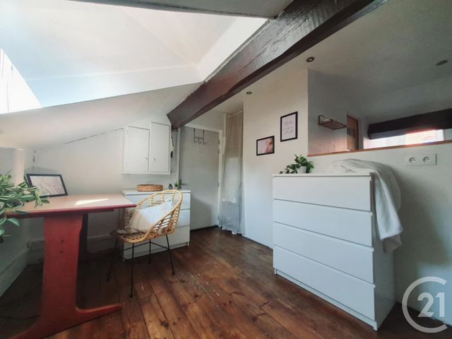 Appartement F1 à louer - 1 pièce - 18.0 m2 - ST ETIENNE - 42 - RHONE-ALPES - Century 21 Seux Immobilier