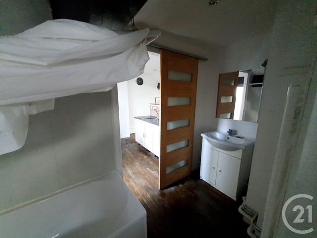 Appartement F1 à louer - 1 pièce - 18.0 m2 - ST ETIENNE - 42 - RHONE-ALPES - Century 21 Seux Immobilier