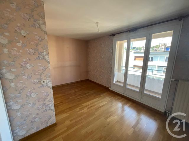 Appartement T4 à vendre - 4 pièces - 105.7 m2 - ST ETIENNE - 42 - RHONE-ALPES - Century 21 Seux Immobilier
