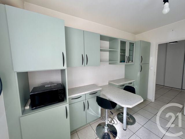 Appartement à louer - 4 pièces - 80.93 m2 - ST ETIENNE - 42 - RHONE-ALPES - Century 21 Seux Immobilier