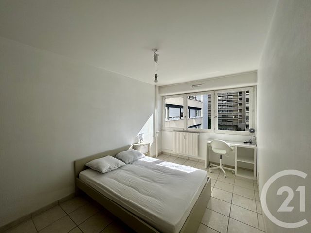 Appartement à louer - 4 pièces - 80.93 m2 - ST ETIENNE - 42 - RHONE-ALPES - Century 21 Seux Immobilier