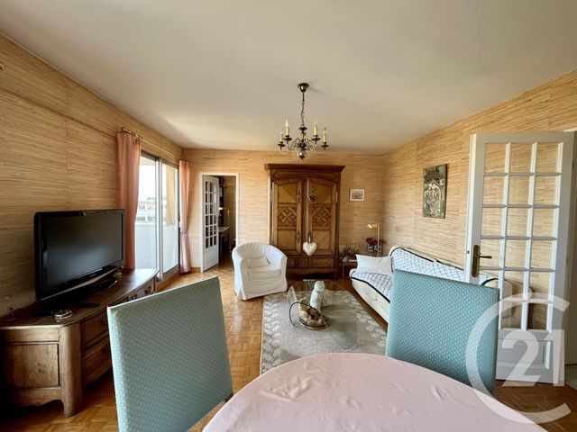 Appartement F5 à vendre - 5 pièces - 100.0 m2 - ST ETIENNE - 42 - RHONE-ALPES - Century 21 Seux Immobilier