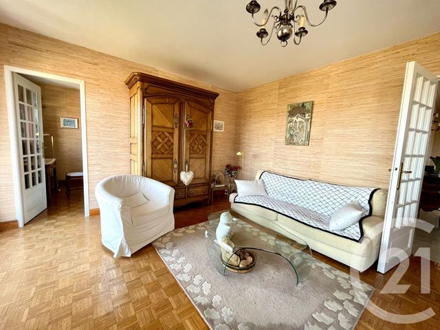 Appartement F5 à vendre - 5 pièces - 100.0 m2 - ST ETIENNE - 42 - RHONE-ALPES - Century 21 Seux Immobilier