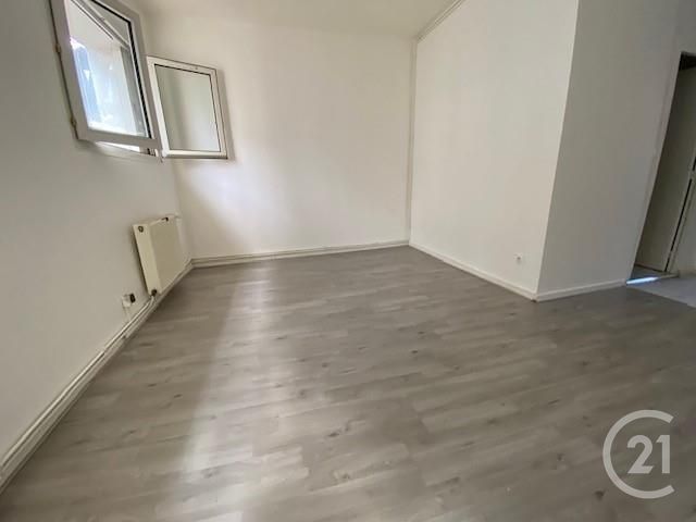 Appartement à louer - 2 pièces - 40.67 m2 - ST ETIENNE - 42 - RHONE-ALPES - Century 21 Seux Immobilier