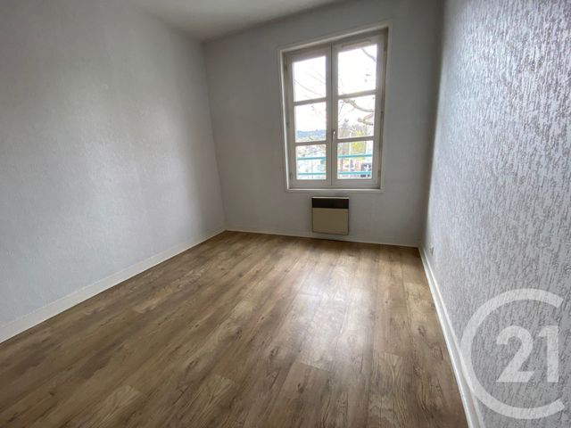 Appartement T3 à louer - 3 pièces - 70.0 m2 - MONTBRISON - 42 - RHONE-ALPES - Century 21 Seux Immobilier