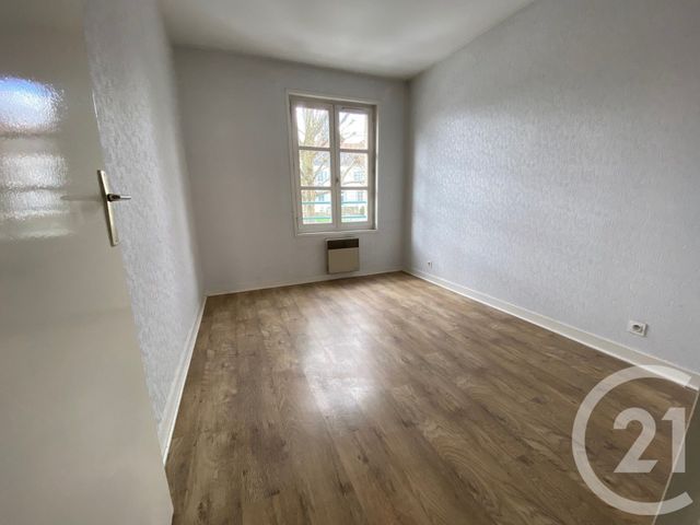 Appartement T3 à louer - 3 pièces - 70.0 m2 - MONTBRISON - 42 - RHONE-ALPES - Century 21 Seux Immobilier