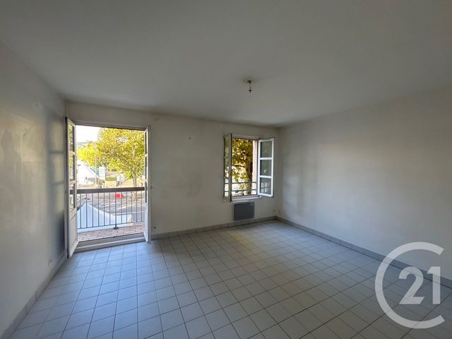 Appartement T3 à louer - 3 pièces - 65.0 m2 - MONTBRISON - 42 - RHONE-ALPES - Century 21 Seux Immobilier