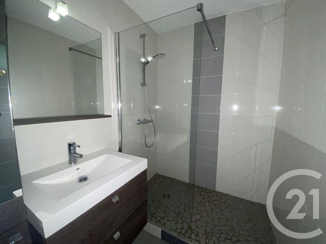 Appartement T4 à louer - 4 pièces - 87.53 m2 - ST ETIENNE - 42 - RHONE-ALPES - Century 21 Seux Immobilier