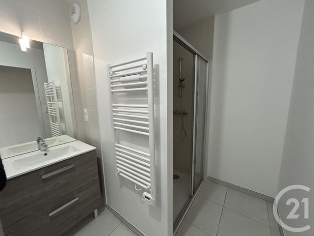 Appartement T3 à louer - 4 pièces - 89.45 m2 - MONTROND LES BAINS - 42 - RHONE-ALPES - Century 21 Seux Immobilier