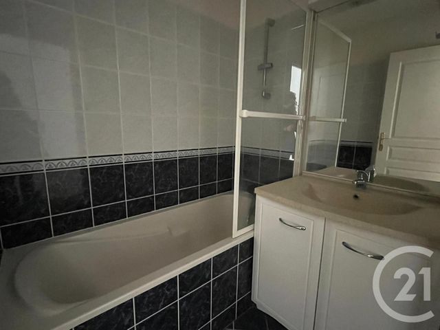 Appartement F2 à vendre - 2 pièces - 50.0 m2 - ST PRIEST EN JAREZ - 42 - RHONE-ALPES - Century 21 Seux Immobilier