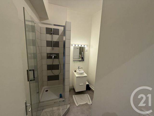 Appartement F3 à louer - 3 pièces - 45.92 m2 - ST ETIENNE - 42 - RHONE-ALPES - Century 21 Seux Immobilier