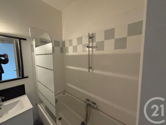 Appartement F2 à vendre - 2 pièces - 56.0 m2 - ST ETIENNE - 42 - RHONE-ALPES - Century 21 Seux Immobilier