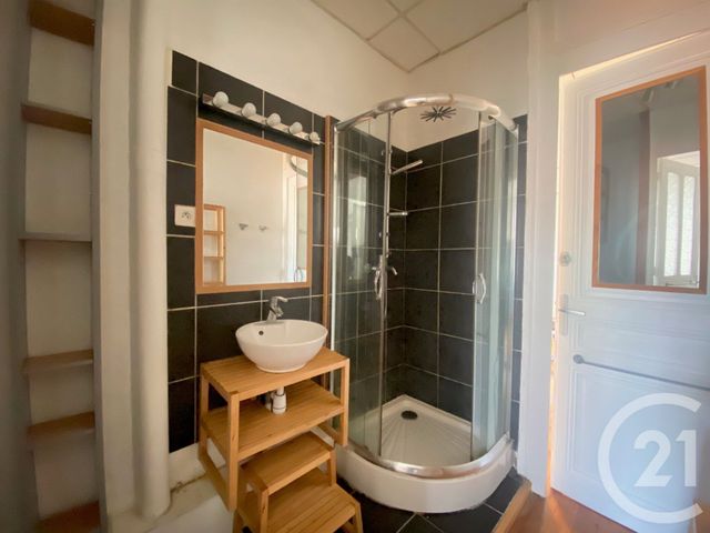 Appartement F1 bis à louer - 2 pièces - 48.0 m2 - ST ETIENNE - 42 - RHONE-ALPES - Century 21 Seux Immobilier