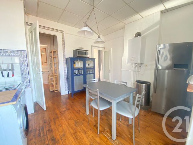 Appartement F1 bis à louer - 2 pièces - 48.0 m2 - ST ETIENNE - 42 - RHONE-ALPES - Century 21 Seux Immobilier