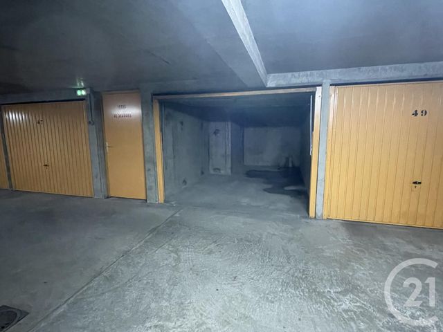 parking à louer - 9.0 m2 - ST ETIENNE - 42 - RHONE-ALPES - Century 21 Seux Immobilier