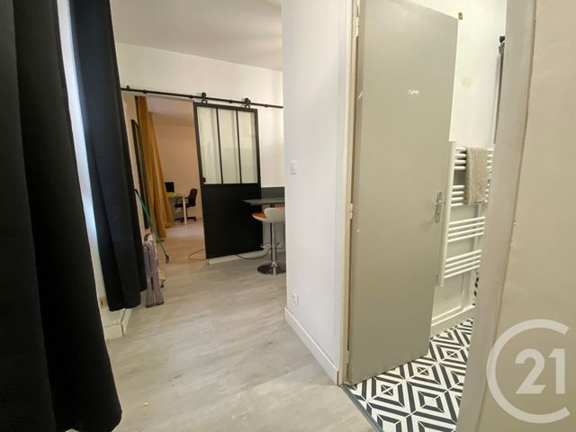 Appartement F1 à louer - 1 pièce - 27.0 m2 - ST ETIENNE - 42 - RHONE-ALPES - Century 21 Seux Immobilier