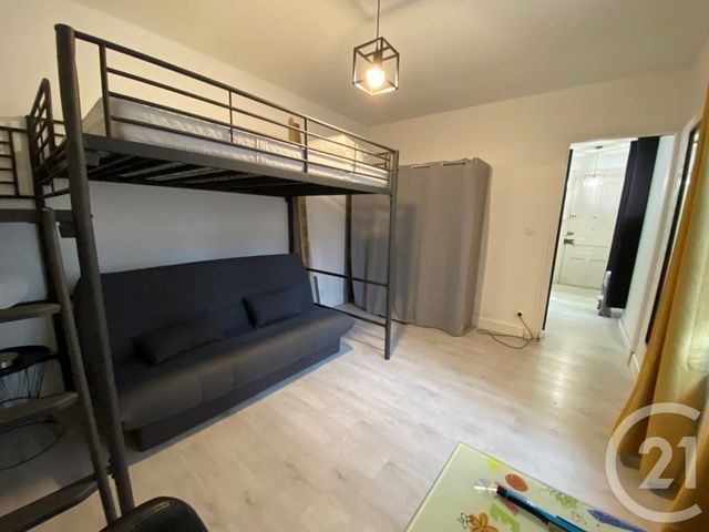 Appartement F1 à louer - 1 pièce - 27.0 m2 - ST ETIENNE - 42 - RHONE-ALPES - Century 21 Seux Immobilier