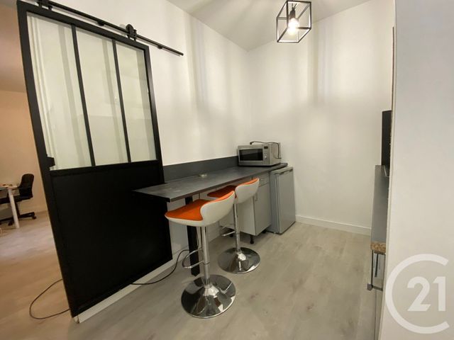 Appartement F1 à louer - 1 pièce - 27.0 m2 - ST ETIENNE - 42 - RHONE-ALPES - Century 21 Seux Immobilier