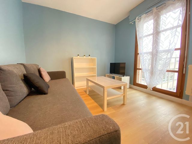 Appartement Studio à louer ST ETIENNE
