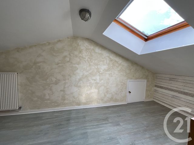 Appartement T4 à vendre - 5 pièces - 87.0 m2 - ST JUST ST RAMBERT - 42 - RHONE-ALPES - Century 21 Seux Immobilier