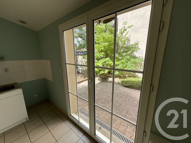 Appartement T4 à vendre - 5 pièces - 87.0 m2 - ST JUST ST RAMBERT - 42 - RHONE-ALPES - Century 21 Seux Immobilier