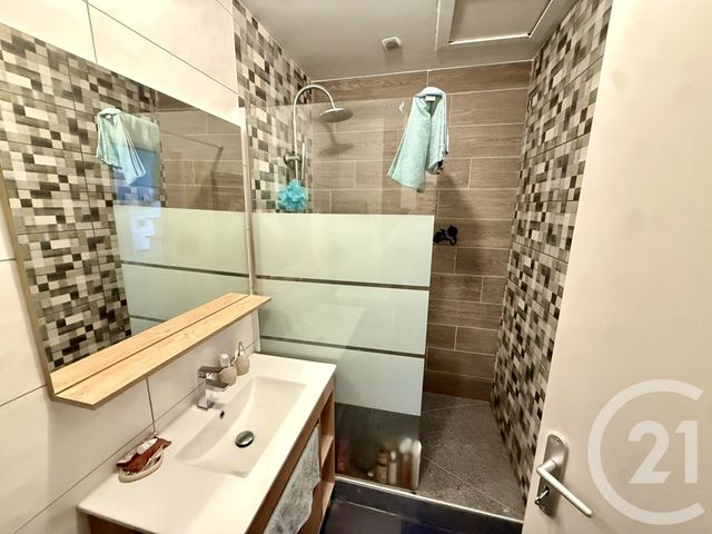 Appartement F4 à louer - 4 pièces - 99.6 m2 - FEURS - 42 - RHONE-ALPES - Century 21 Seux Immobilier