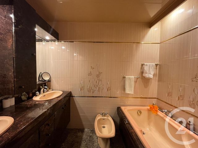 Appartement F4 à vendre - 3 pièces - 88.18 m2 - ST ETIENNE - 42 - RHONE-ALPES - Century 21 Seux Immobilier