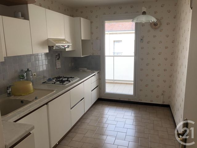 Afficher la photo en grand Appartement F4 à vendre - 4 pièces - 86.37 m2 - ST ETIENNE - 42 - RHONE-ALPES - Century 21 Seux Immobilier