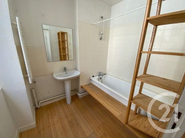 Appartement F2 à louer - 2 pièces - 41.0 m2 - ST ETIENNE - 42 - RHONE-ALPES - Century 21 Seux Immobilier