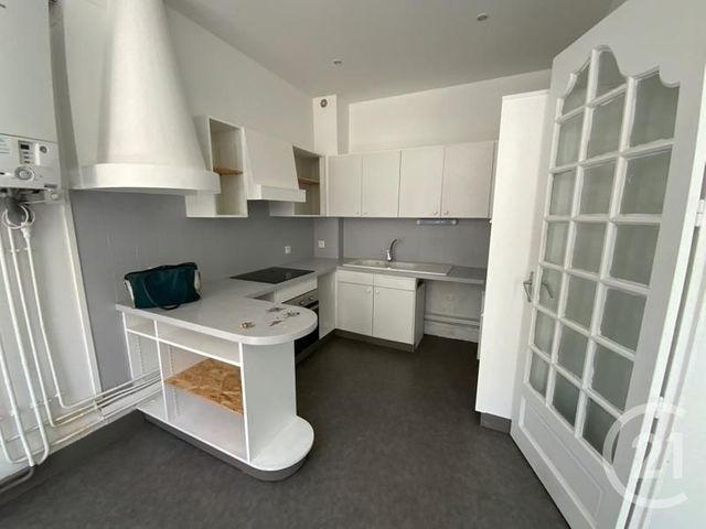 Appartement F3 à louer - 3 pièces - 88.92 m2 - ST ETIENNE - 42 - RHONE-ALPES - Century 21 Seux Immobilier