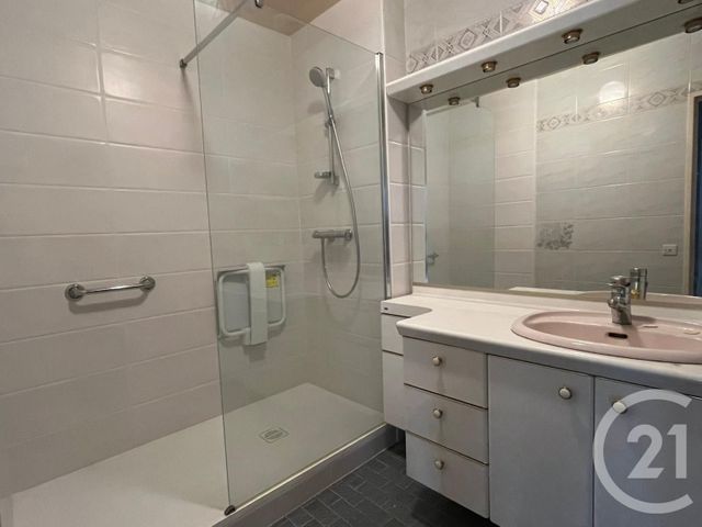 Appartement F4 à vendre - 4 pièces - 95.0 m2 - ST ETIENNE - 42 - RHONE-ALPES - Century 21 Seux Immobilier