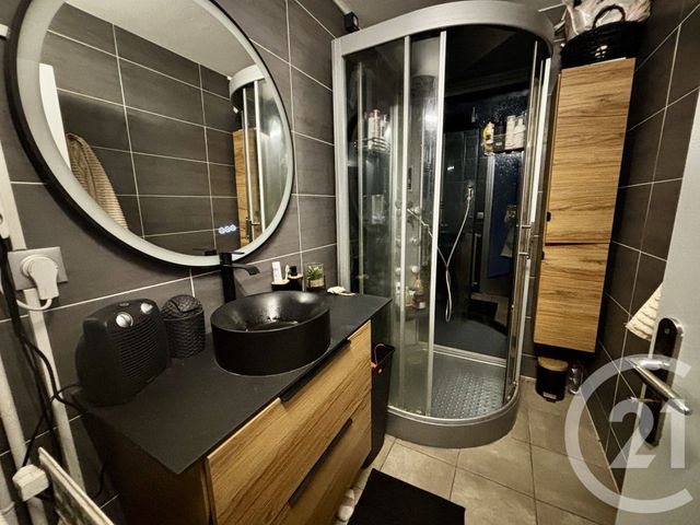 Appartement T4 à vendre - 4 pièces - 75.0 m2 - ST ETIENNE - 42 - RHONE-ALPES - Century 21 Seux Immobilier