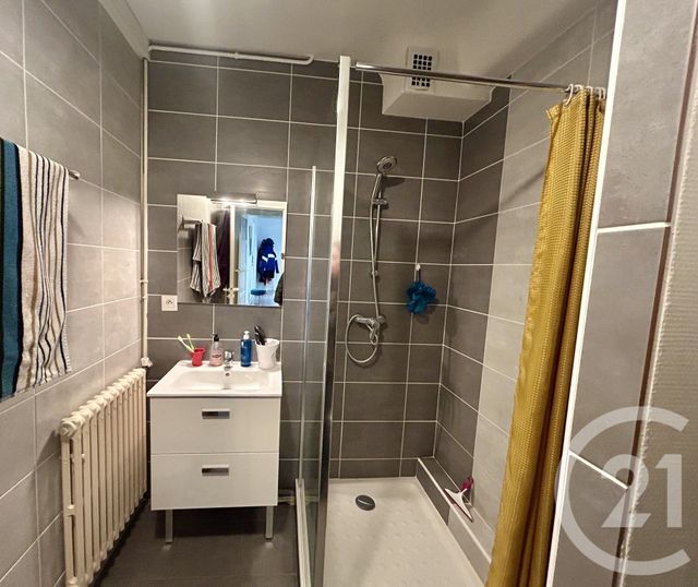 Appartement T2 à louer - 2 pièces - 69.74 m2 - ST ETIENNE - 42 - RHONE-ALPES - Century 21 Seux Immobilier